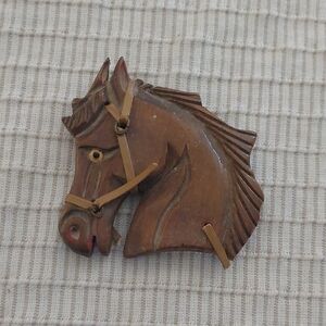 Vintage Hand-Carved Wooden Horse Head Brooch in Warm Brown
